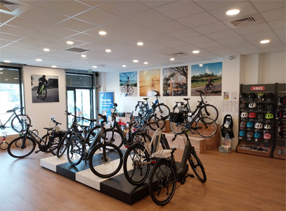 Intérieur magasin de vélos Bordeaux Bègles