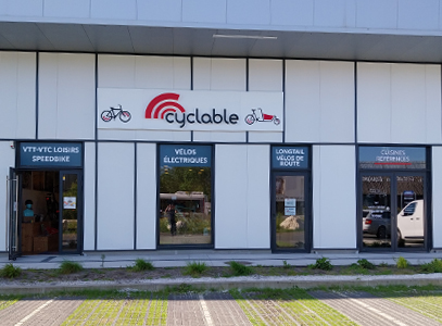 Intérieur magasin de vélos Bordeaux Bègles